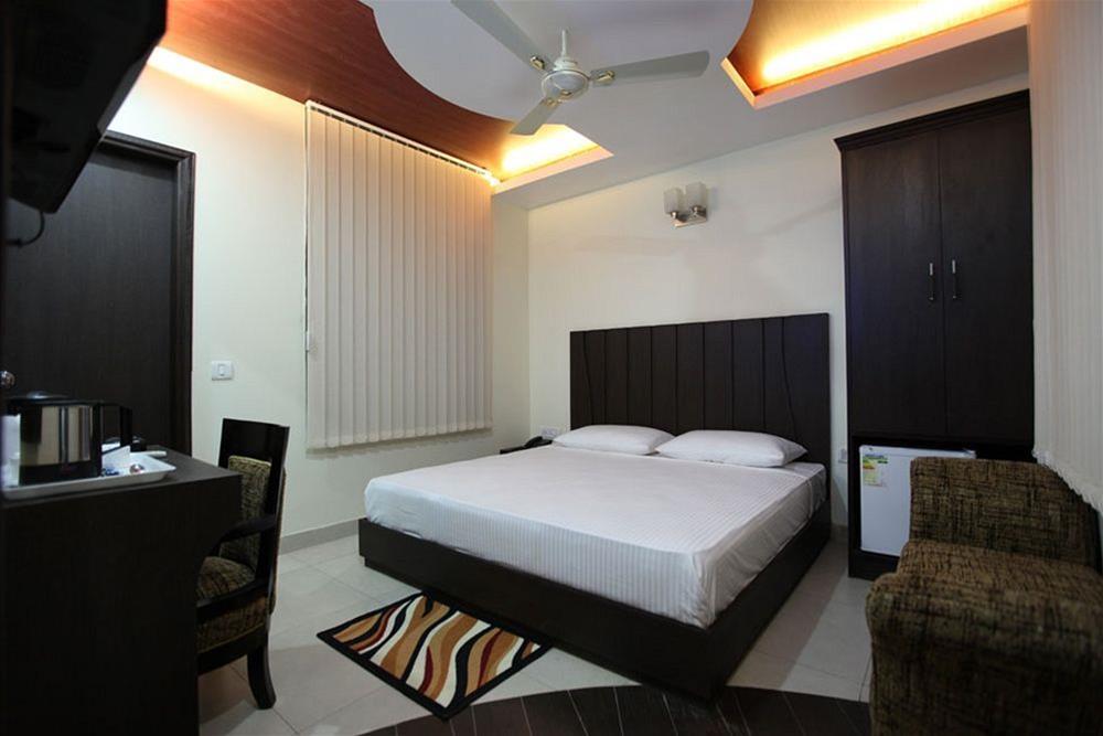 Hotel Bonlon Inn New Delhi Luaran gambar
